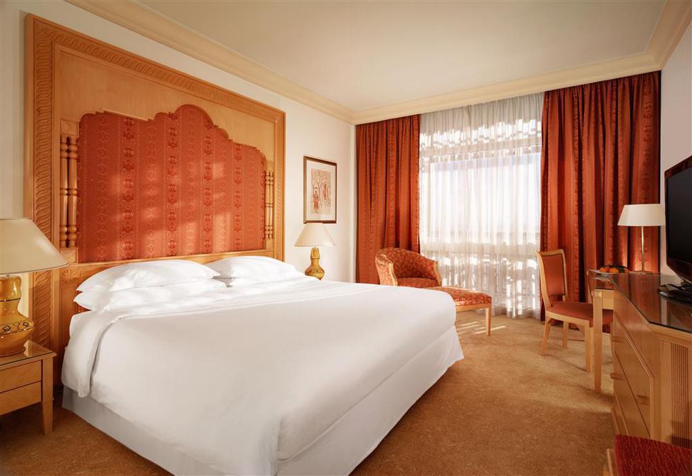 Sheraton Tunis Hotel Zimmer foto
